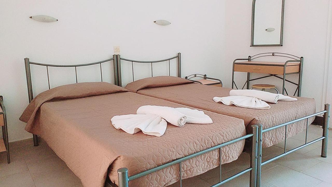 Monika Hotel Sidari シダリオン エクステリア 写真