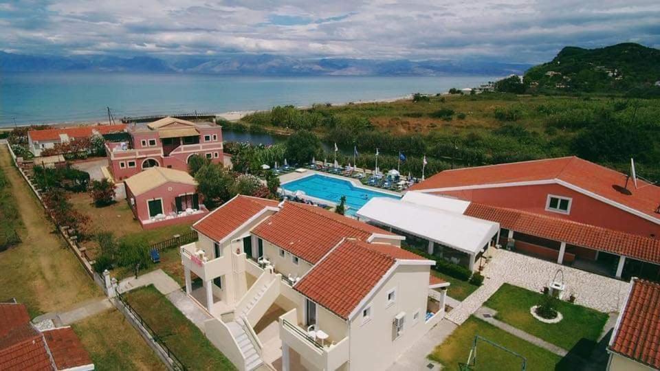 Monika Hotel Sidari シダリオン エクステリア 写真