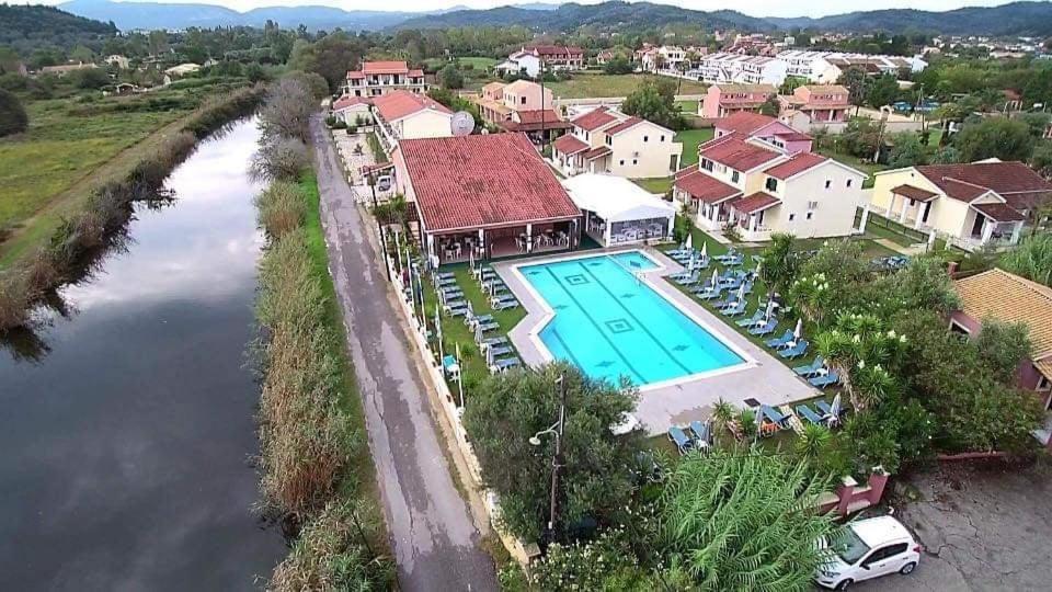 Monika Hotel Sidari シダリオン エクステリア 写真